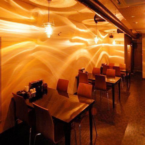 【First floor】 Table seat.♪ directing stylish space with soft lights Half single rooms (table seats / 4 people ~) also have!