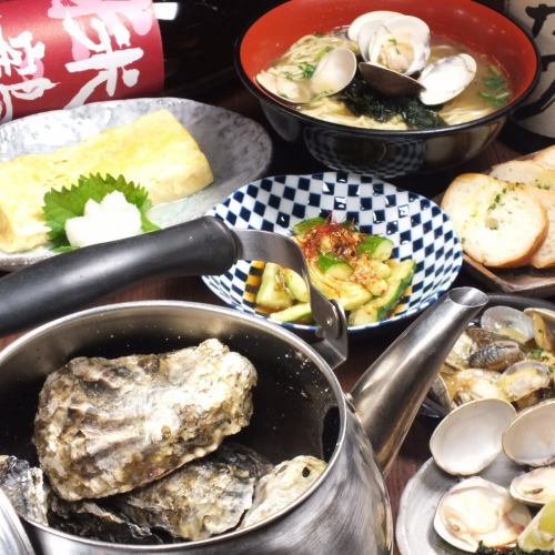 [Try the famous kettle-yaki] 7 dishes in total, 2 hours all-you-can-drink included, kettle-yaki course 4,400 yen (tax included)