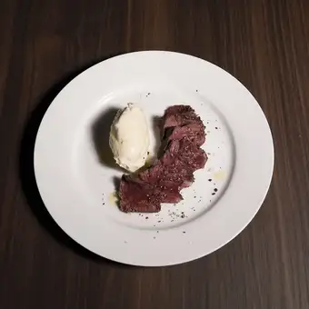 US サガリステーキ