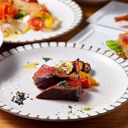 【飲み放題付き】ゆったり3時間「ベルベル貸切コース」料理はおまかせでご提供◆110000円(税込)