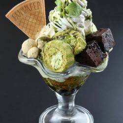 抹茶パフェ