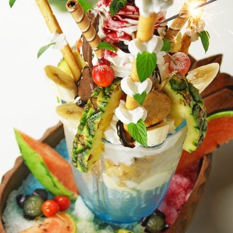 こちらが噂のモーモーパフェ♪メッセージを添えることも可能です