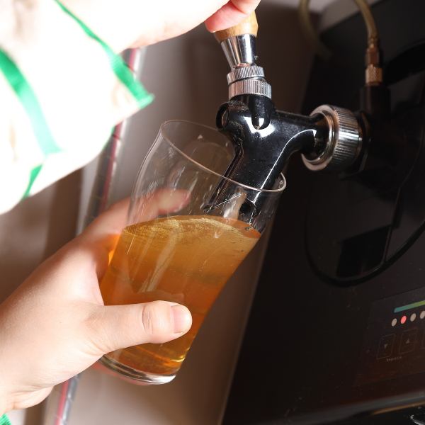 ≪女性にも人気！≫【訪れるたびに銘柄が変わるから飽きない♪】クラフトビール