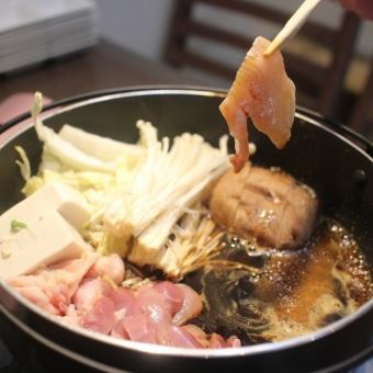 [Limited course★] Chicken sukiyaki and local chicken teppan ◆ Great value 5,300 yen course ◆ All-you-can-drink 120 minutes (30 minutes before LO) included