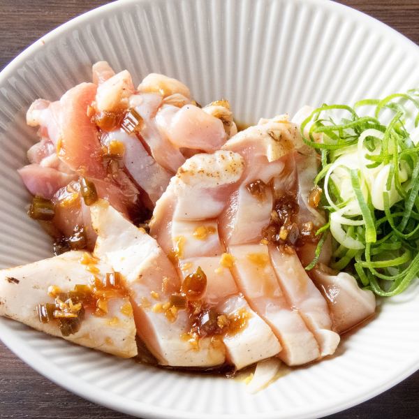 Red chicken tataki ~2 types of thigh and breast~