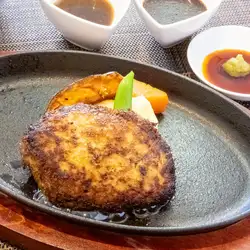 鉄板ハンバーグ 150g