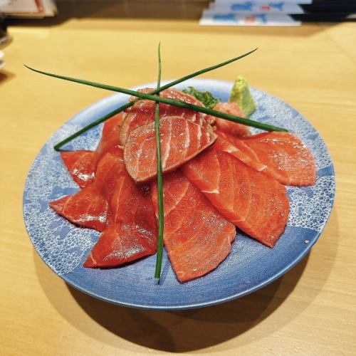 Extreme Tuna Bowl (Bluefin Tuna (medium fatty, seared, lean, negitoro), soup, chawanmushi)