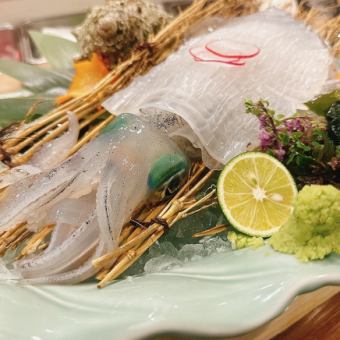 Shirasu Whale "Kiwame" Live Sashimi Course with All-You-Can-Drink (7,000 yen)