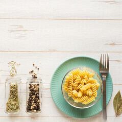 【パスタとお肉で贅沢に】　パスタが選べるランチコース