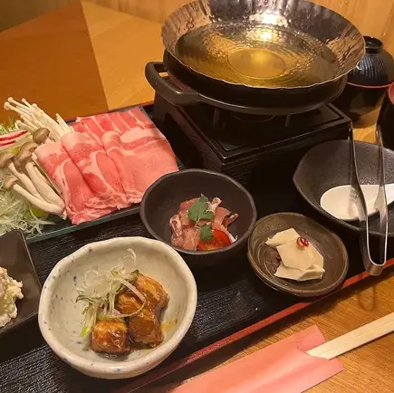 【御膳メニュー】朝霧ヨーグル豚のしゃぶしゃぶ御膳　2700円(税込)