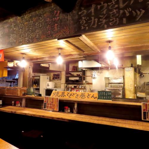 Single customers are also welcome ◎ The counter seats are special seats where you can see the craftsmanship up close! You can also enjoy a drink while watching the cooking scene ◎ Of course, it is also recommended for drinking with friends or on a date. !