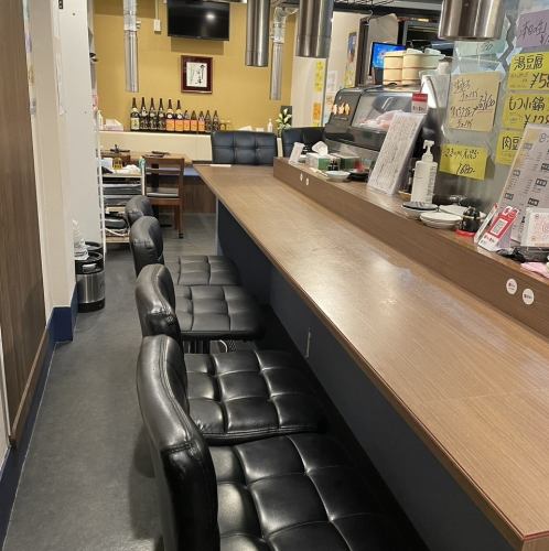 《お1人様でも気兼ねなくご利用いただけるカウンター席です◎》