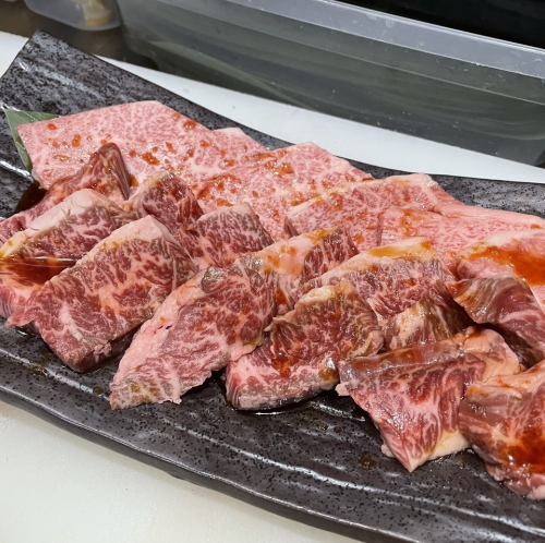 【焼きもステーキも自由に選べる!肉の旨みを徹底的に】肉料理各種