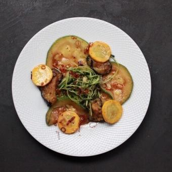 Seasonal vegetables dressed with garlic