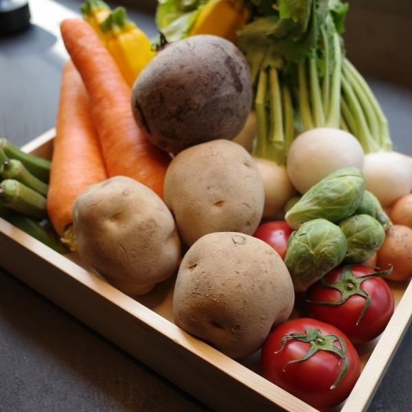 【新鮮な野菜を存分に味わえます！】その日の旬の野菜780円(税込)