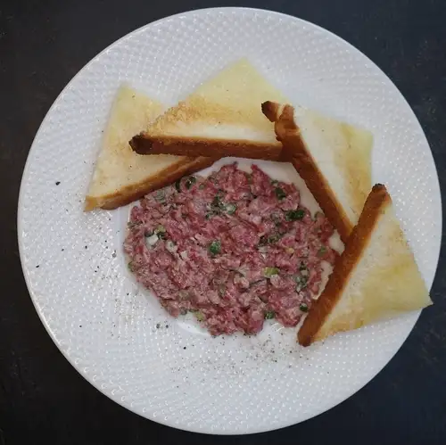 黒毛和牛のタルタル