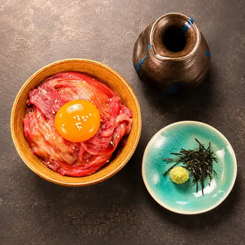 와규 요리를 맛보십시오.
