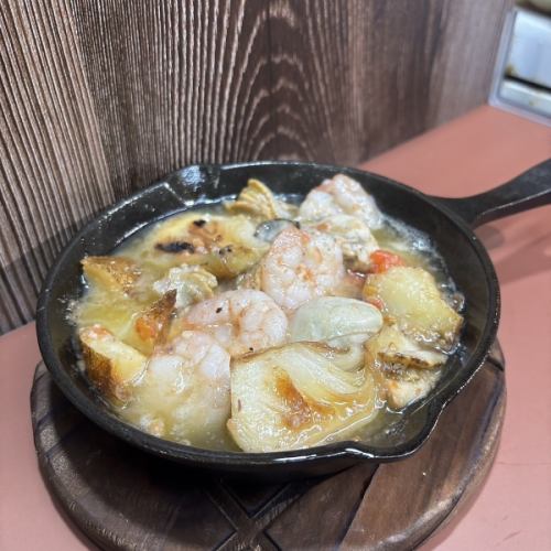 魚介のアヒージョ