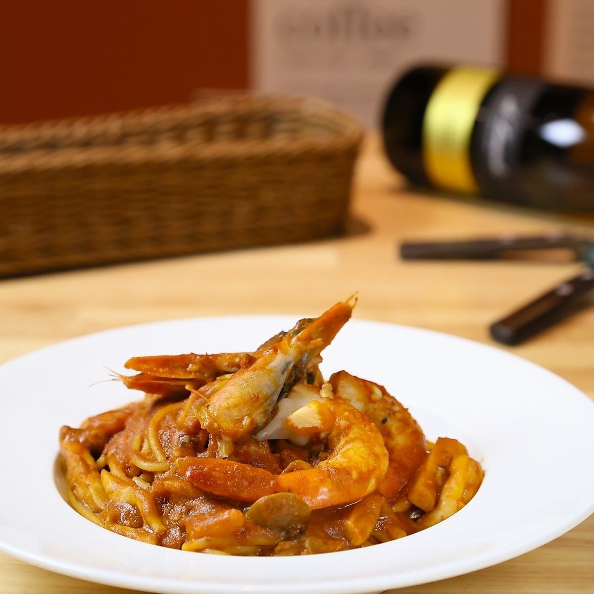 Great value lunch prepared by our chef! Starting at 1,500 yen, with a daily pasta special.
