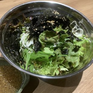 Korean seaweed salad