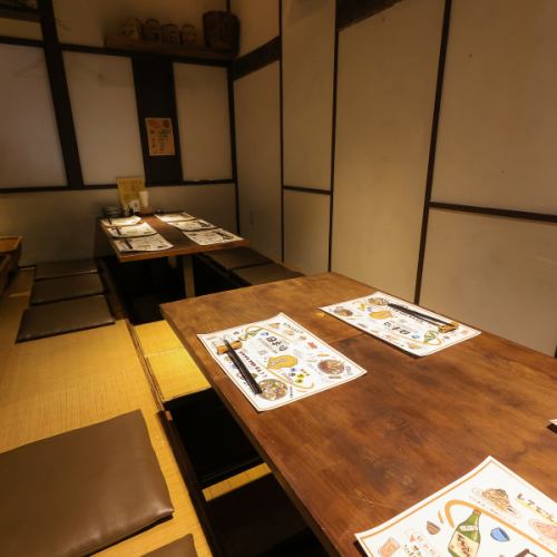 13名様で使える座敷席有り