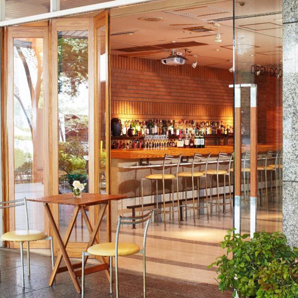 各線梅田各駅・JR大阪駅が最寄りの大阪駅前第1ビル内!お仕事帰りの集合もスムーズです。※営業時間外のご予約も承っております。気軽にお問い合わせください