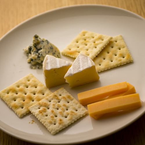 チーズ盛り合わせ