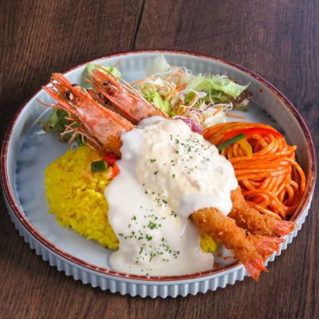Fried shrimp with Turkish rice