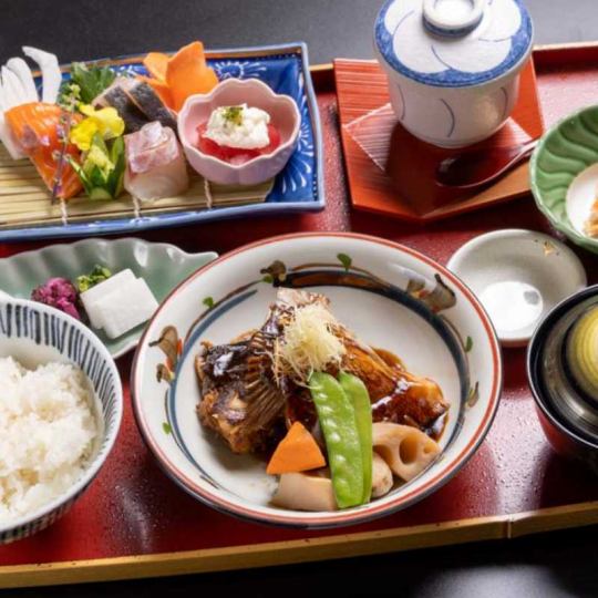 [Lunch] Ara-taki and sashimi gozen (limited quantity)