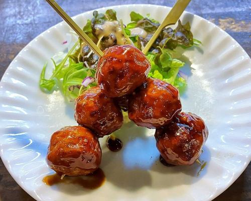 Dried skewers of young chicken meatballs