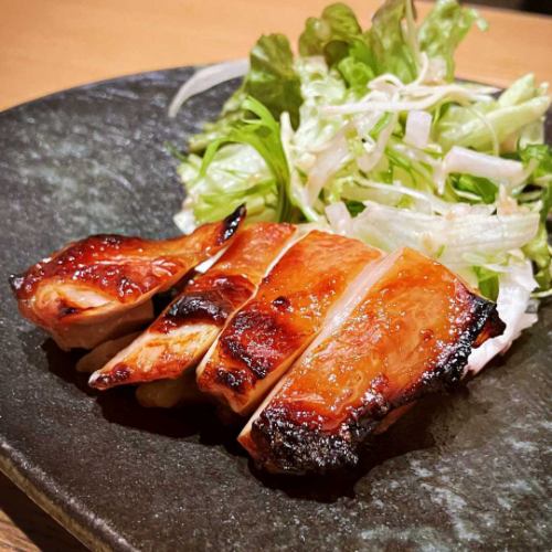 Grilled young chicken with yuzuan sauce