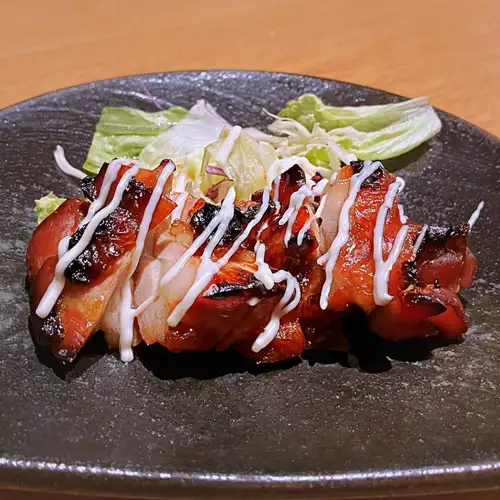 Teriyaki chicken with salad