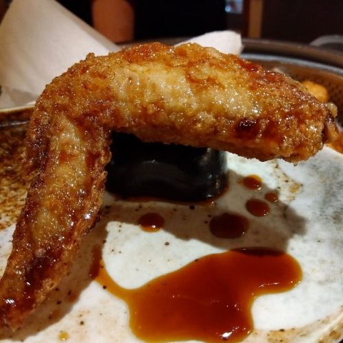 手羽先の唐揚げ(タレ・塩)