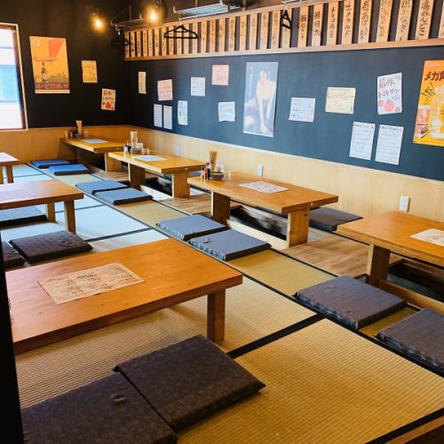 二楼:桌椅 ◎ 空间宽敞,适合团体聚餐!适合举办宴会和其他活动。