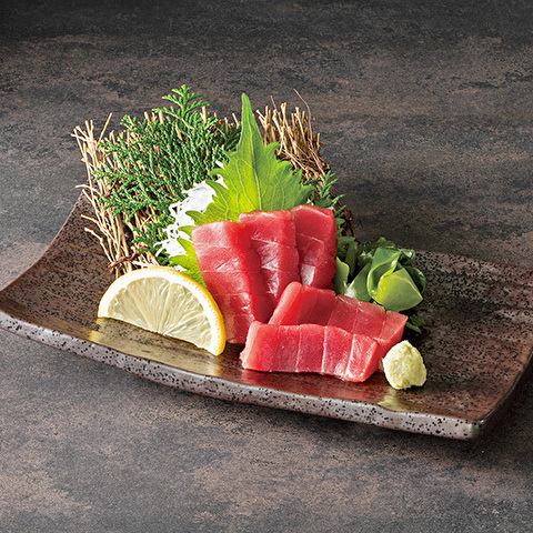鮪魚之王！來嚐嚐這鮮嫩稀有的鮪魚刺身吧！