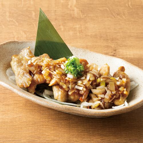 烤雞配雞胸肉和糖醋醬 / 煙燻白蘿蔔佐奶油乳酪 / 芥末（米飯配蔥花）