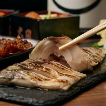 [Toriya dinner course with 2 hours of all-you-can-drink included] A course where you can enjoy the popular seared mackerel and pickled ginger tempura.All 10 items