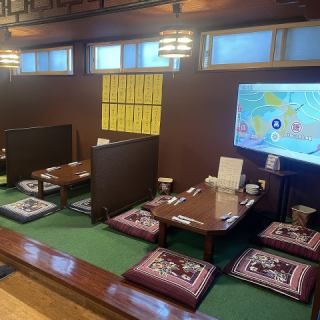 我們有可容納 18 人的榻榻米座位。