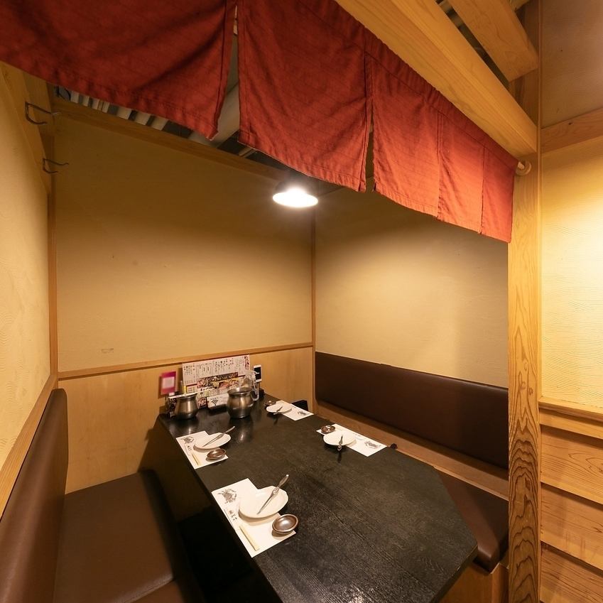 호화로운 복어와 참깨 게를 만끽하는데 딱 좋은 고급 일본식 개인실