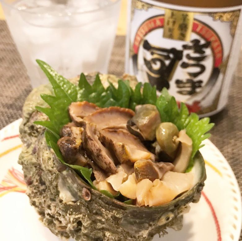 活き生カキ　活きサザエなど