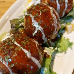 Crispy and steamy!! Three lotus root croquettes / lotus root and seafood ajillo