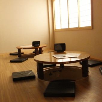 A private room with a chabudai that gives you a feeling of nostalgia.