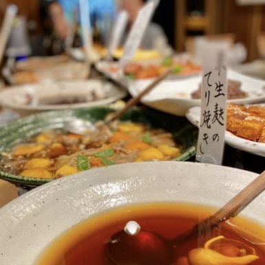 懷著保護日本傳統飲食文化的願望，我們將提供使用增強免疫力的時令食材的日本料理。