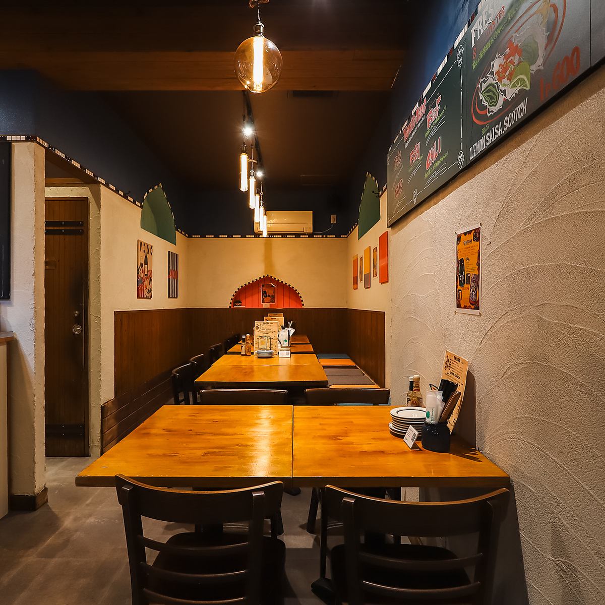 海外にいるかのようなお洒落な隠れ家空間で心地良いひとときを♪