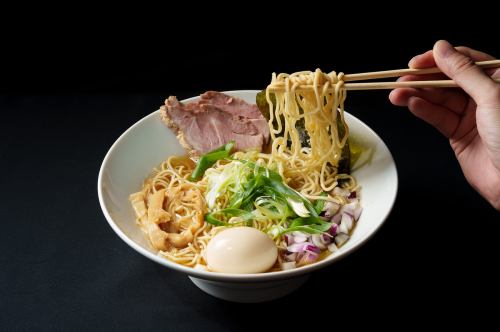 お酒に合う多彩な一品料理