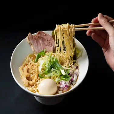 お酒に合う多彩な一品料理
