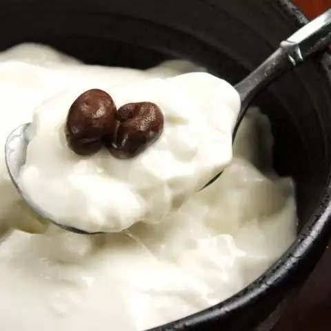 White coffee pudding