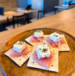 生ハムクリームチーズ