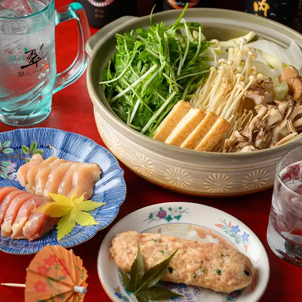 飲み放題付きコースは5,500円～！贅沢のお鍋が付いた自慢のコースはお得に宴会を愉しめます！