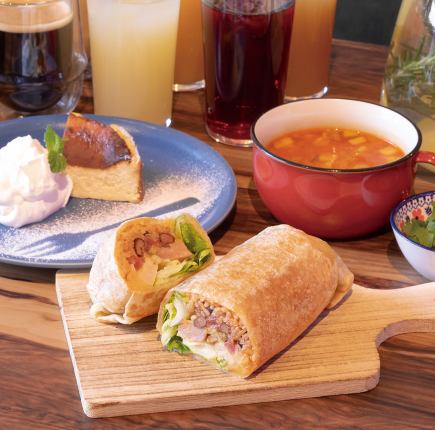 「ランチ」メヒカーノ セット!!タコスorブリトー+サイド+デザート+ソフトドリンクバー付!